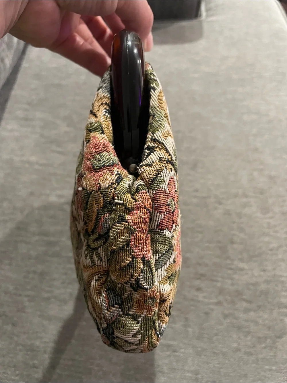 Tibor Handbags California Vintage Floral Tapestry Clutch Purse Kiss Lock